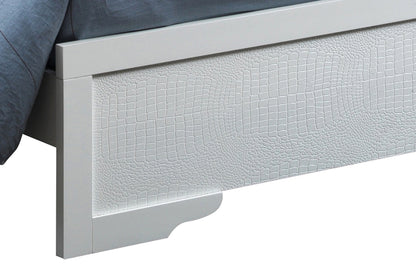 Champagne Particle Board Queen Bed Frame with Silver Finish for Bedroom