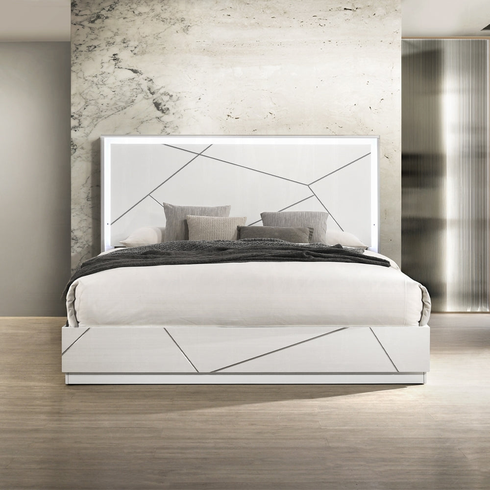 Ultra Modern White Finish Stylish Queen Bed w LED Light Embossed Lines Design Contemporary Bedroom Furniture 1pc