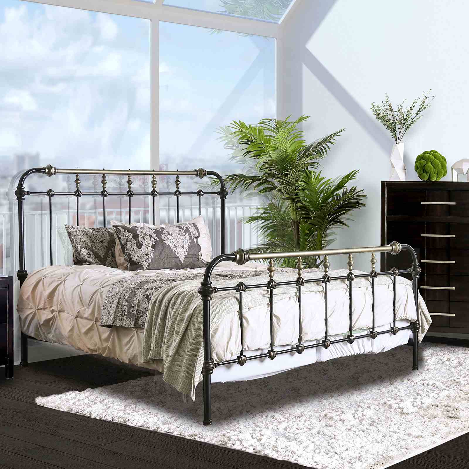 Transitional Style Antique Black 1pc Full Size Bed Hand-brushed Antique Gold Accents Bedroom Furniture
