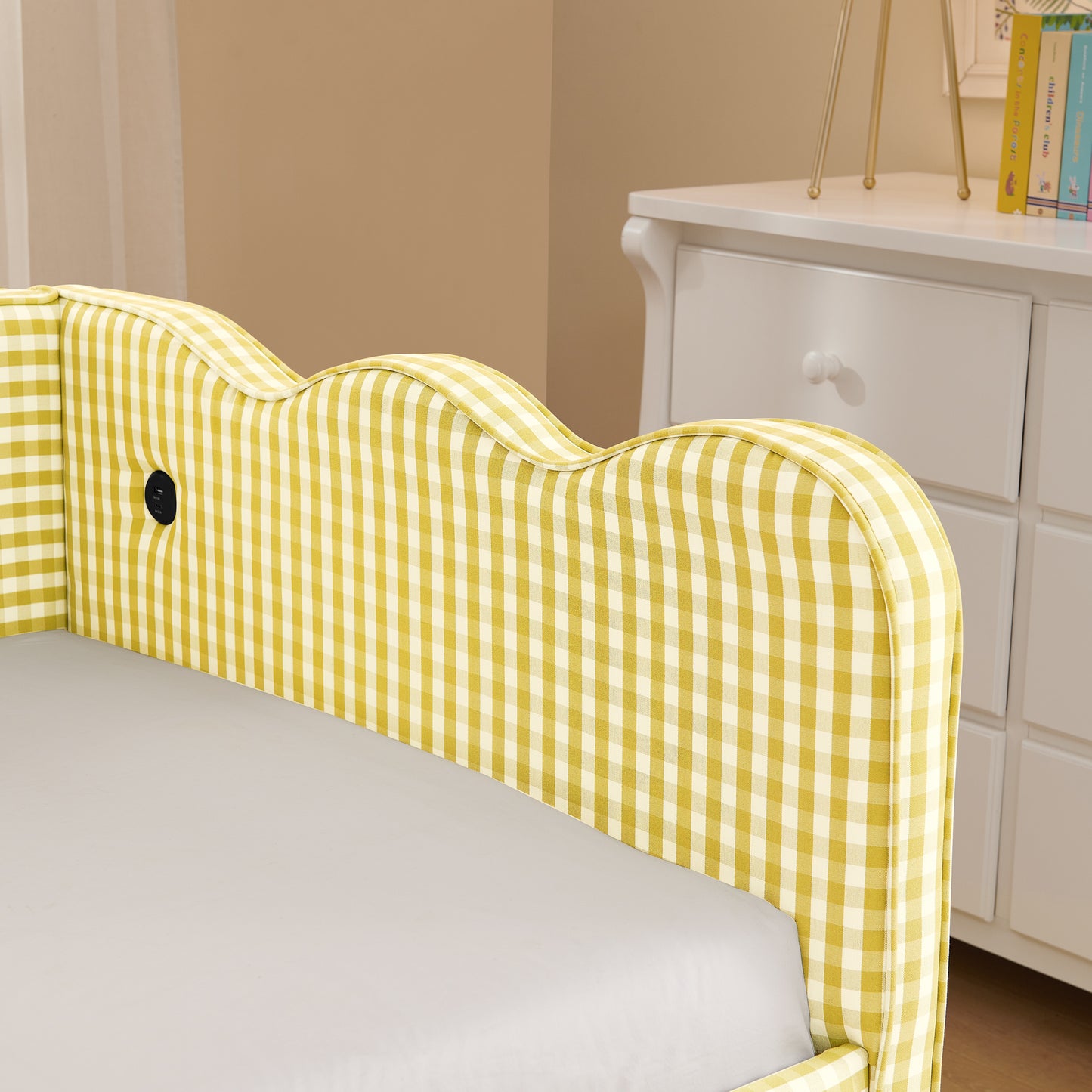 Yellow Twin Daybed Sofa Bed - No Box Spring Needed for Bedroom