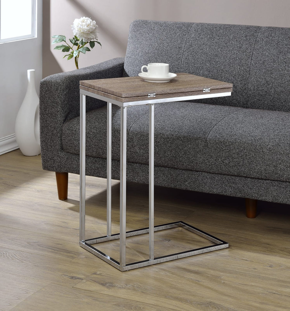18" x 24" Oak Accent Table with Swivel Extension Top
