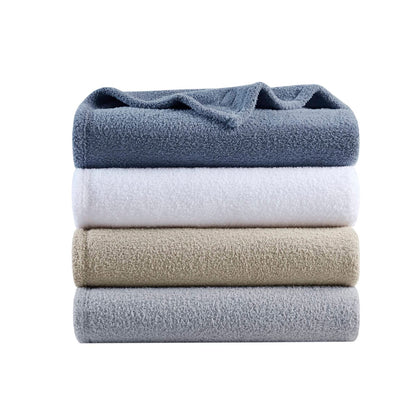 Grey Polyester Twin Size Blanket - Soft Feathersoft
