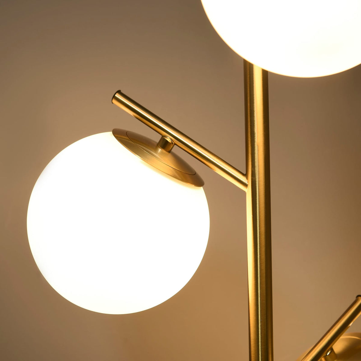 Gold Modern Tree Lamp - 3-Light Floor Lamp for Living Room & Bedroom