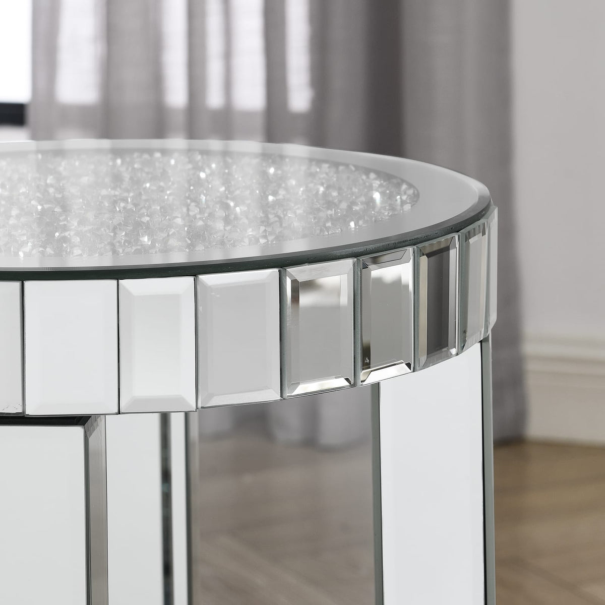Round Silver Mirrored End Table - Living Room Coffee Table