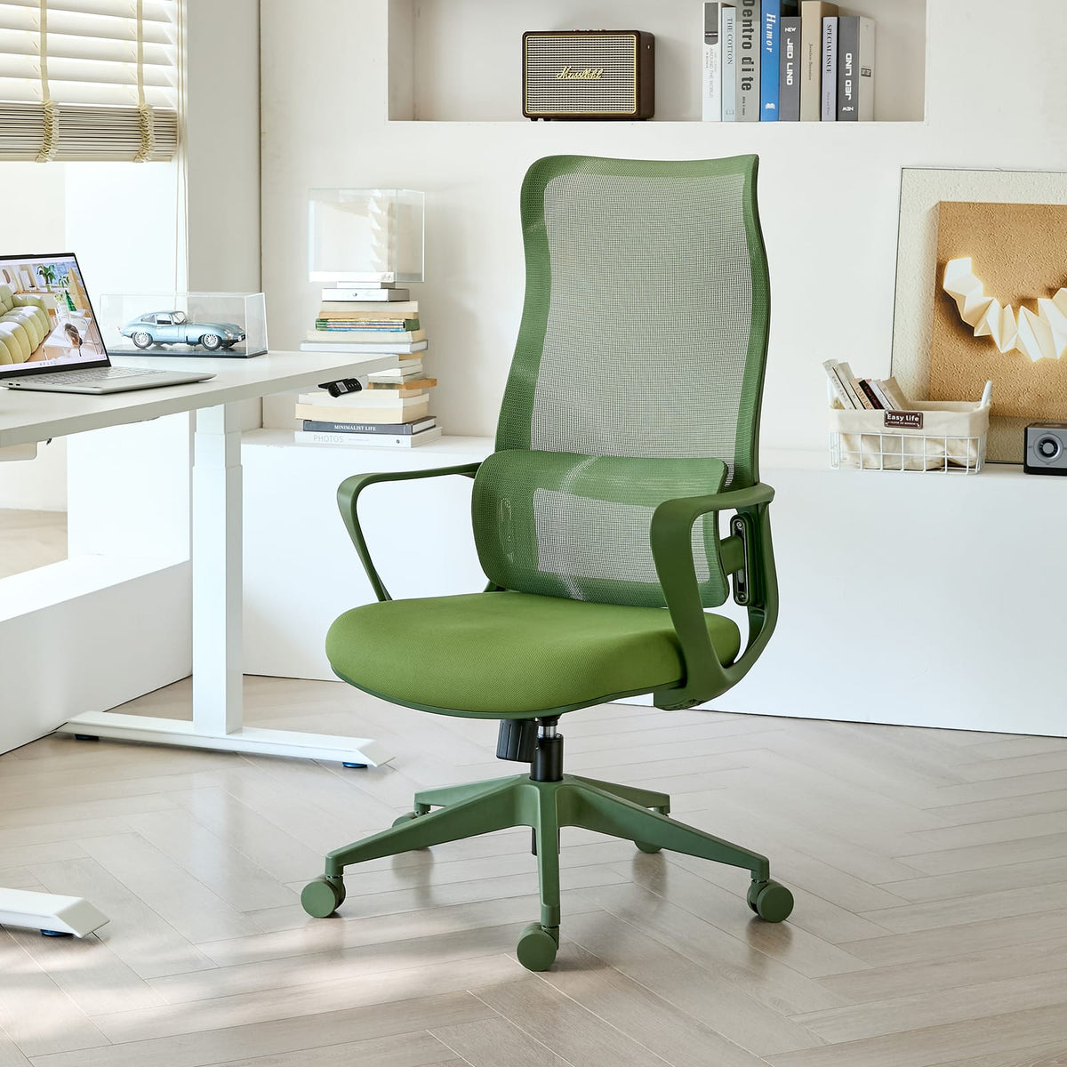 Green Ergonomic Office Chair - Adjustable Lumbar Support, Mesh Back for Home Office