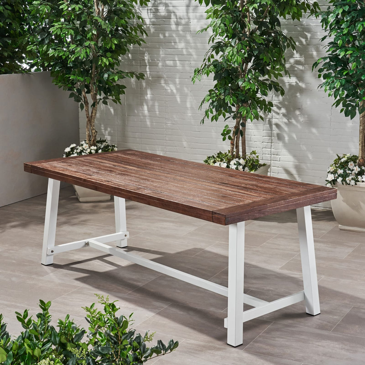 Acacia Wood Outdoor Dining Table with Metal Frame for Garden