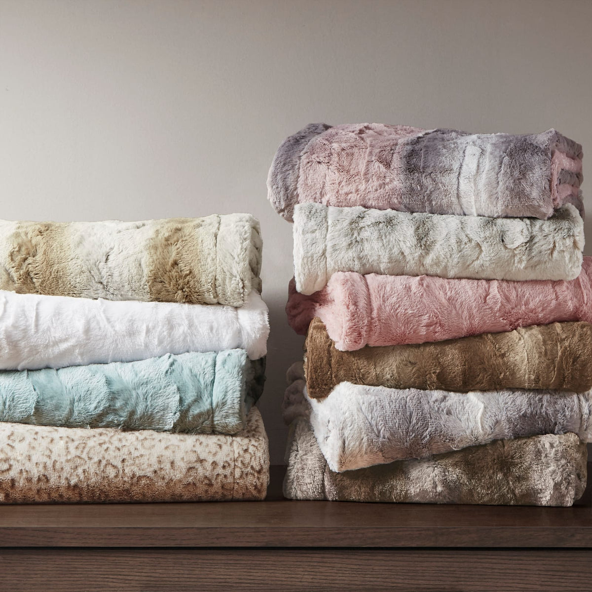Grey Faux Fur Throw Blanket 50x60 Inches