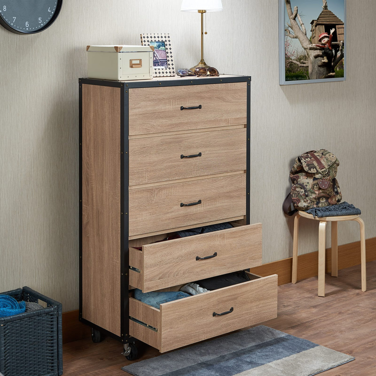 Light Oak 5-Drawer Chest - Bedroom Storage