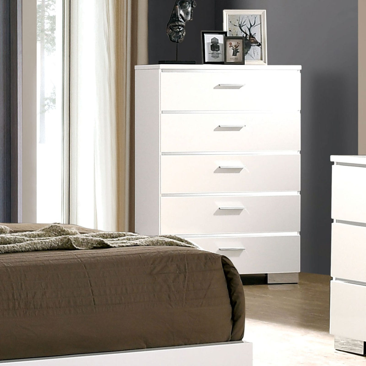Contemporary 5-Drawer Chest - Chrome & White Metal Finish