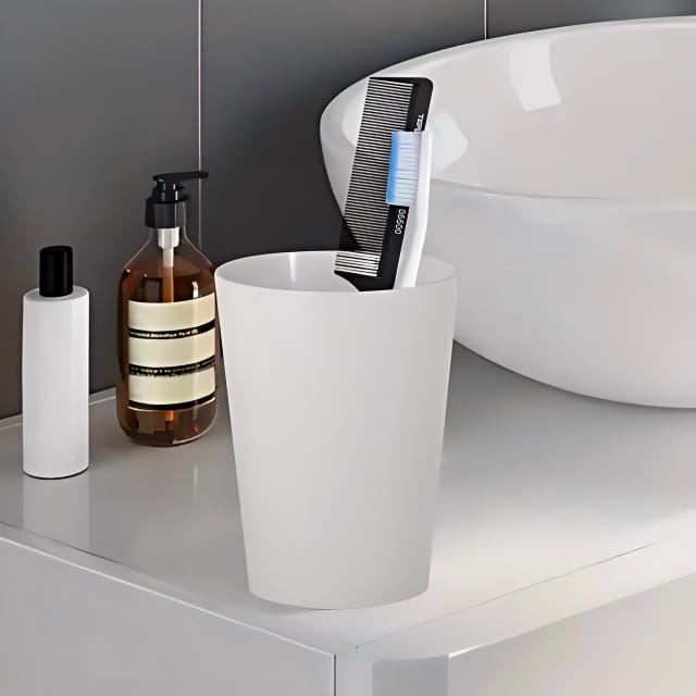 White Resin Bathroom Tumbler for Vanity Countertop Organization