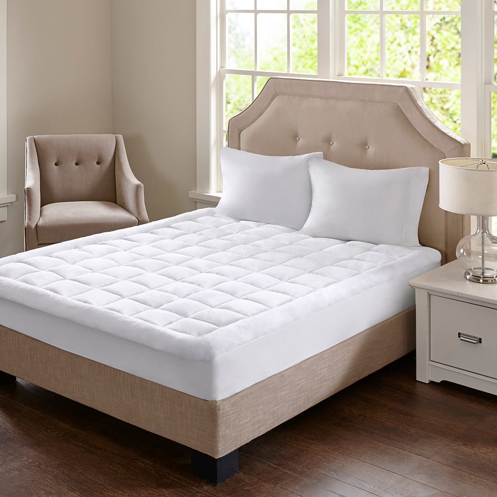 Queen Overfilled Polyester Mattress Pad - White