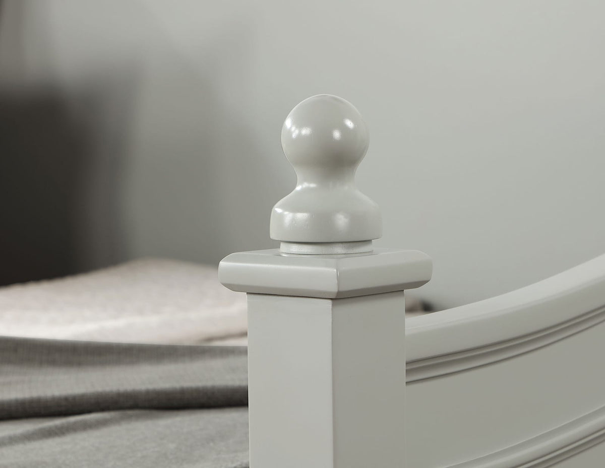 Light Gray Twin Daybed with Solid Wood Frame