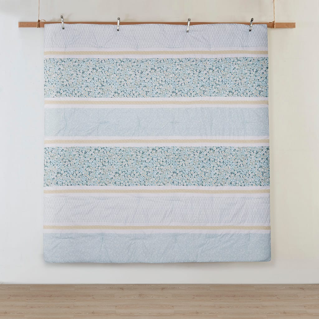 Aqua Polyester Seersucker Comforter Set - Full/Queen