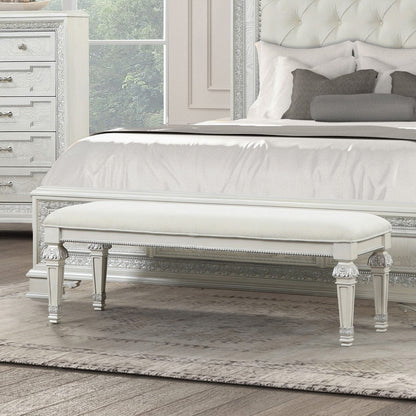 Traditional Creamy White Bench with Diamond Tufting and Ornate Knobs for Bedroom