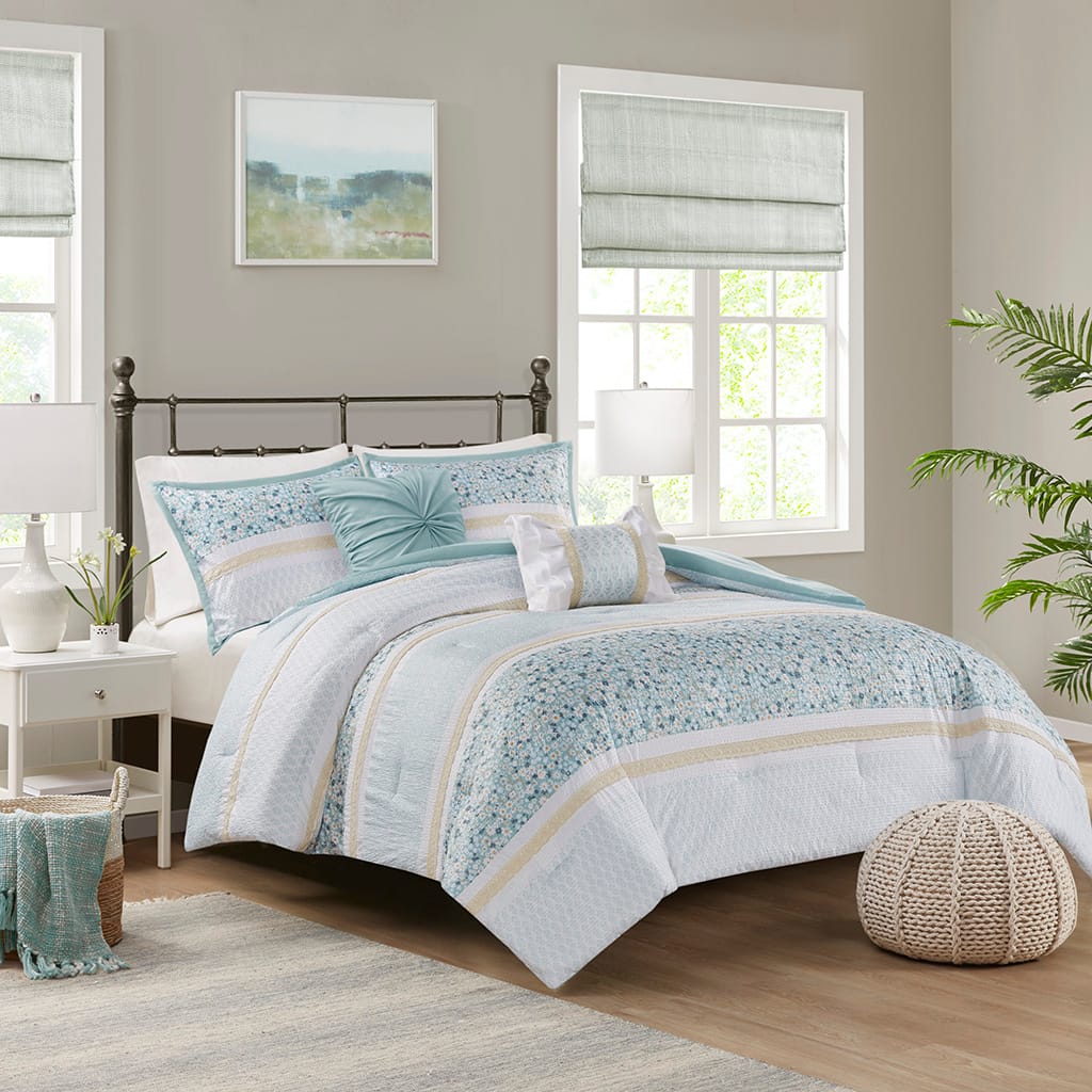 Aqua Polyester Seersucker Comforter Set - Full/Queen
