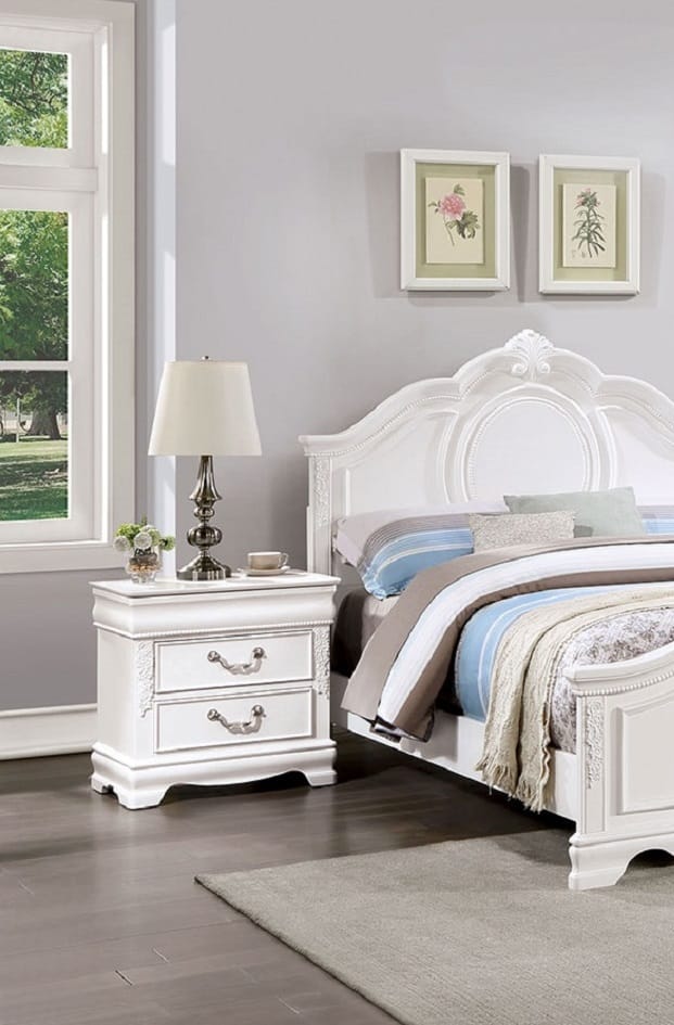 Classic White Nightstand - 2 Drawers Solid Wood Bedside Table