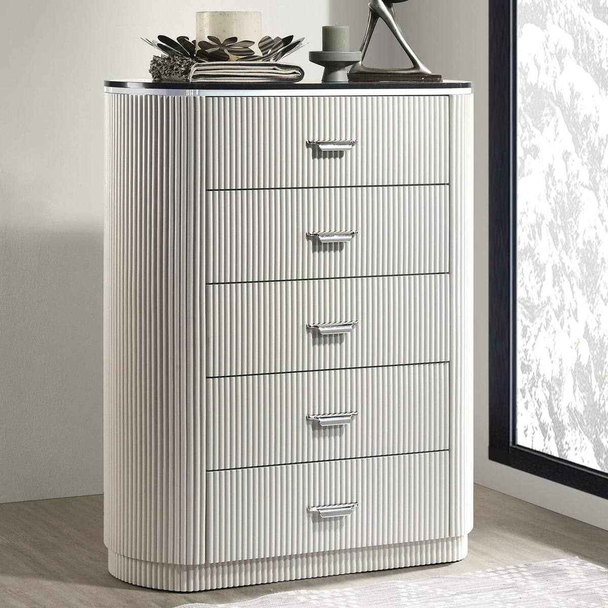 Light Gray Contemporary Chest - 5 Drawers for Bedroom