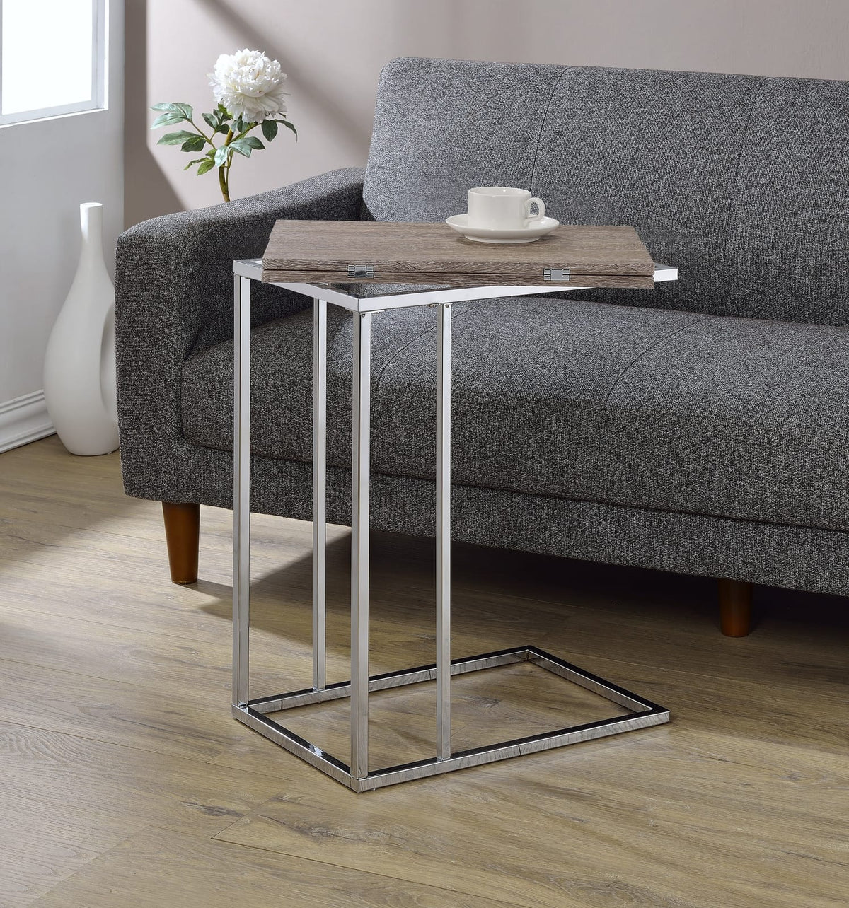 18" x 24" Oak Accent Table with Swivel Extension Top