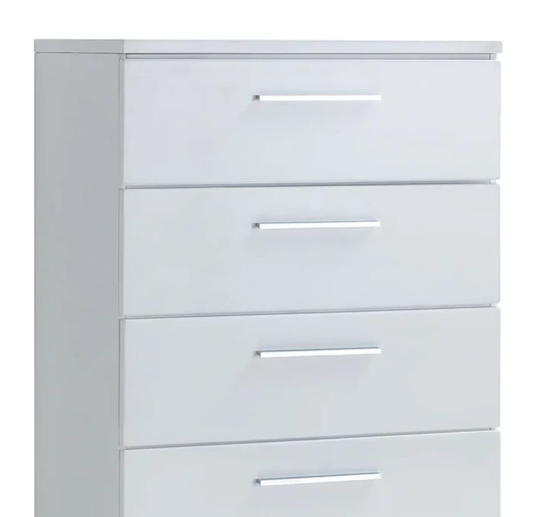 White Solid Wood Chest with Felt-Lined Drawers for Bedroom Storage