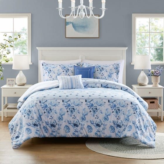 Full Polyester Floral Striped Comforter Set