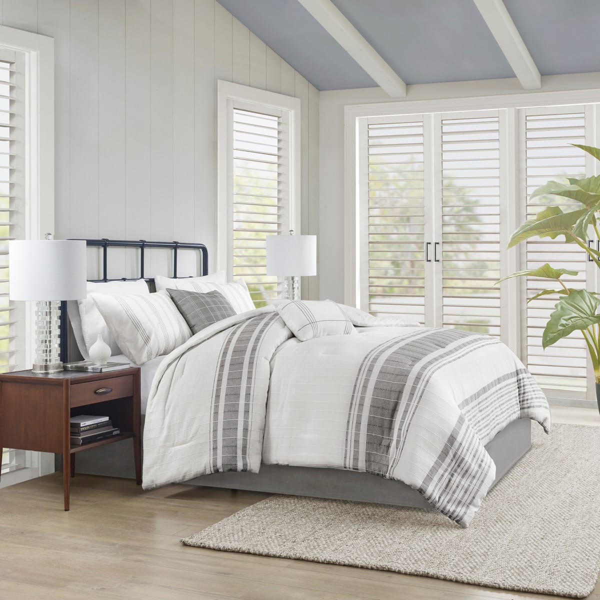 Queen Size Grey White Cotton Comforter Set - 6 Piece