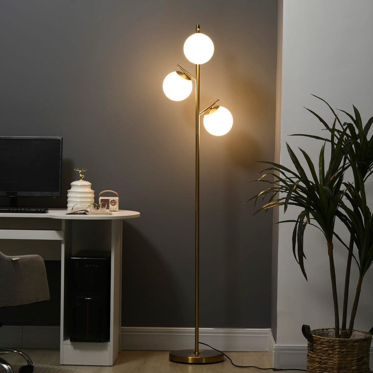 Gold Modern Tree Lamp - 3-Light Floor Lamp for Living Room & Bedroom