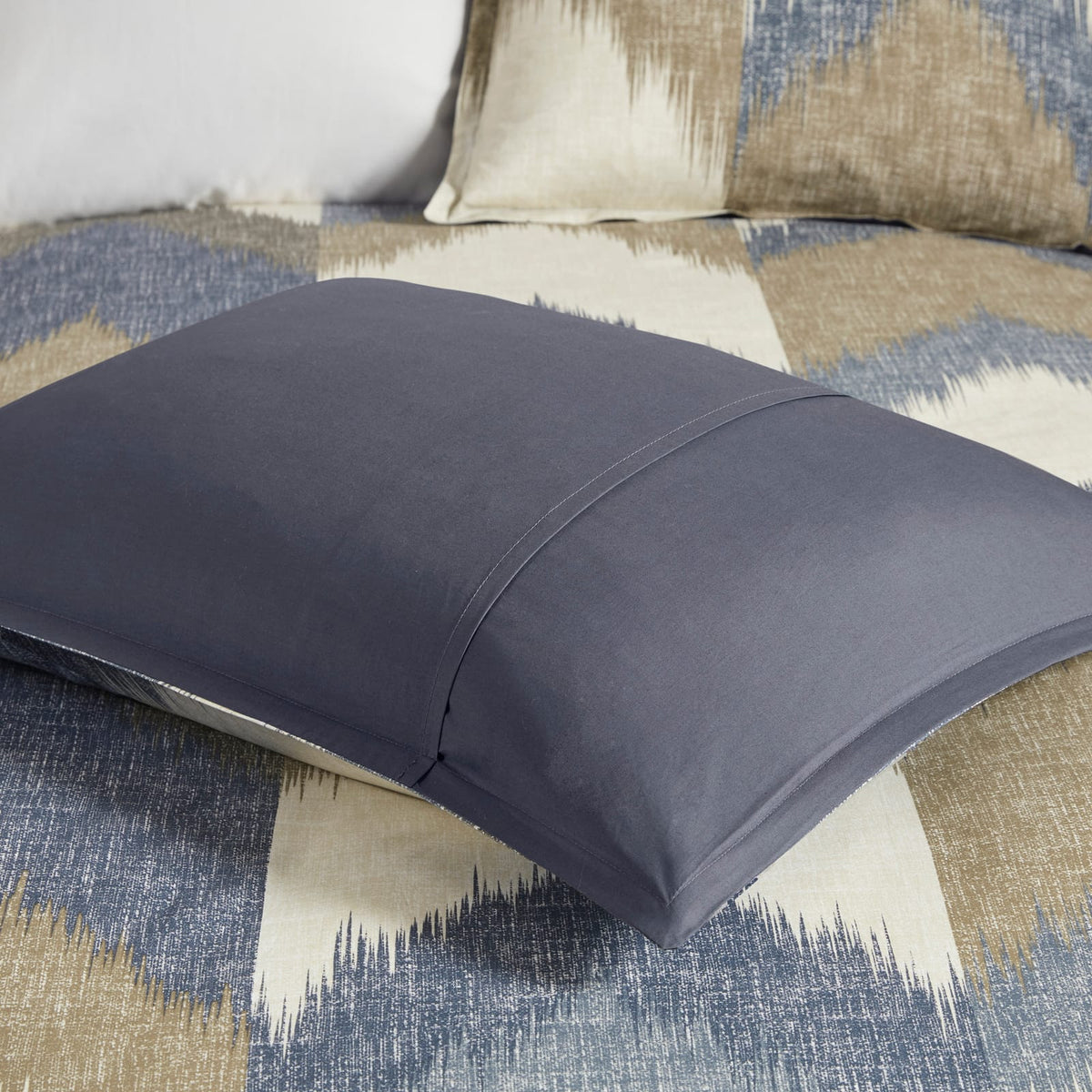 King Size Multicolor Duvet Cover Set - Vibrant & Comfortable