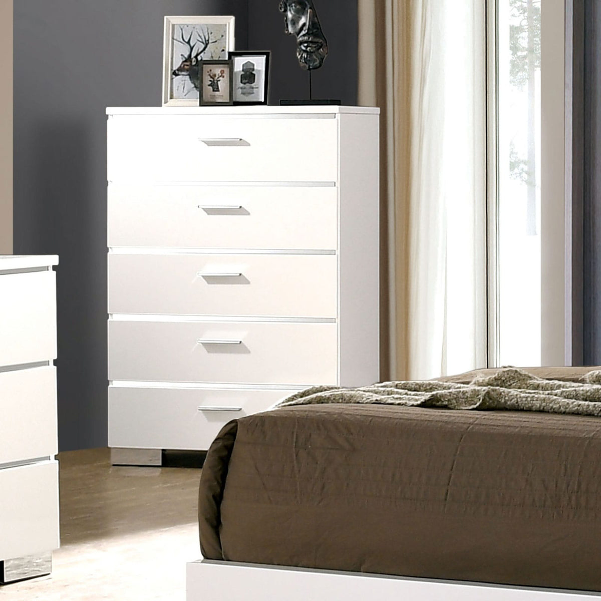 Contemporary 5-Drawer Chest - Chrome & White Metal Finish