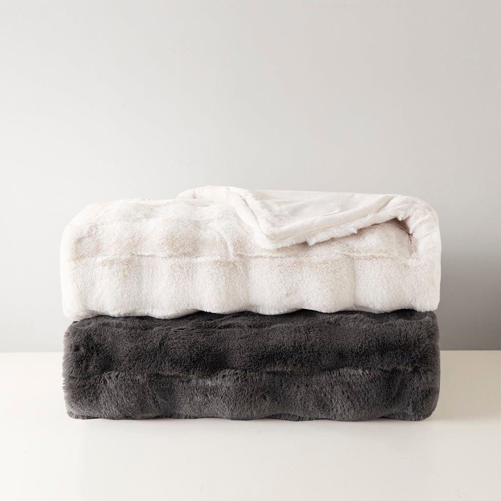 Grey Faux Fur Throw Blanket 50x60", Polyester