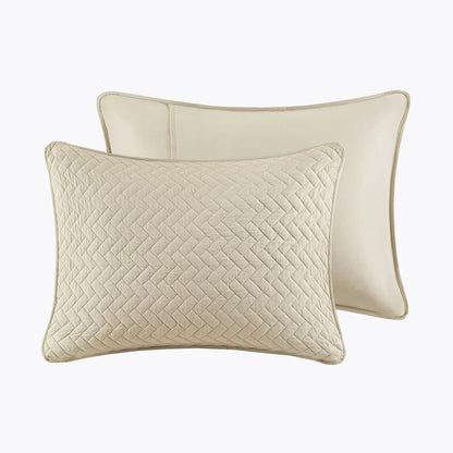 Luxurious Queen Quilt Set - Linen Comfort & Style