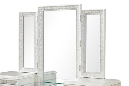Traditional Creamy White Vanity with 5 Drawers and LED Lighting for Bedroom