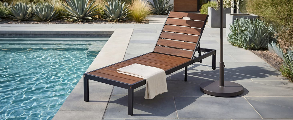 Black+Brown Acacia Wood Patio Chaise Lounge - Outdoor Daybed
