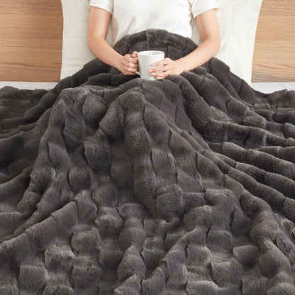 Grey Faux Fur Throw Blanket 50x60", Polyester