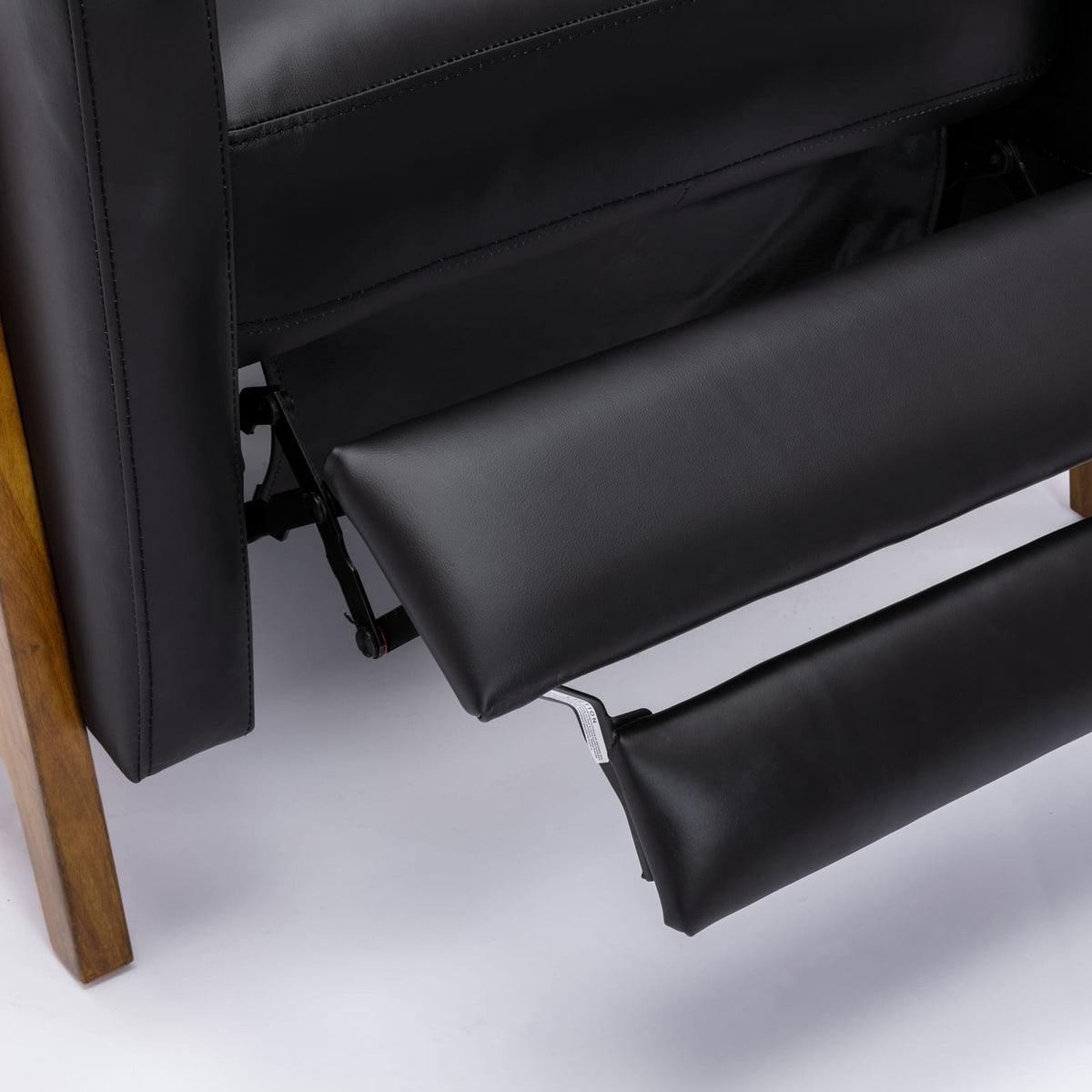 Richland Leather Push Back Recliner - Black: Modern Comfort & Style